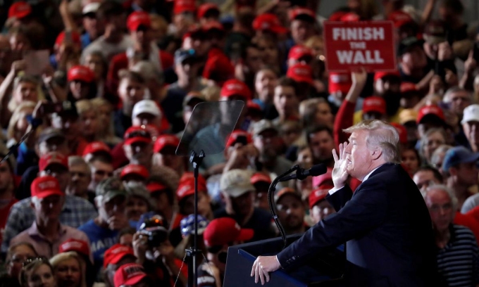 US networks drop 'racist' Trump ad as critical elections near