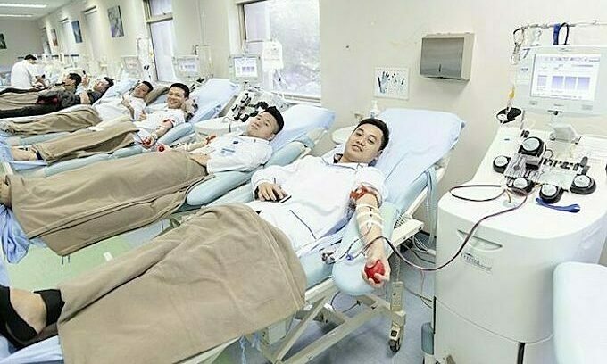 Blood shortage in hospitals as coronavirus fears keep donors away