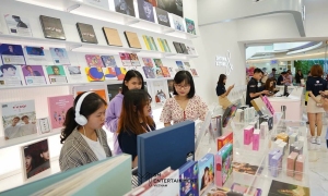 K-pop giant SM Entertainment to open first store in Vietnam