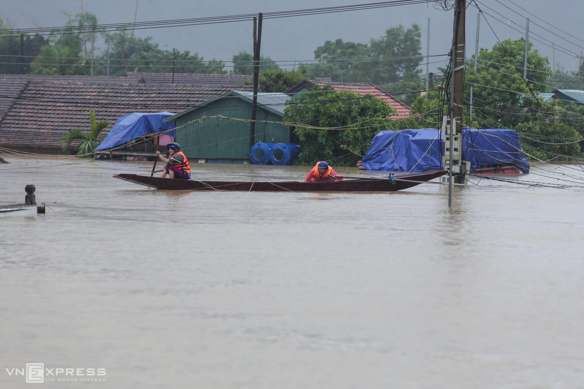 Floods leave central Vietnam district deep under water