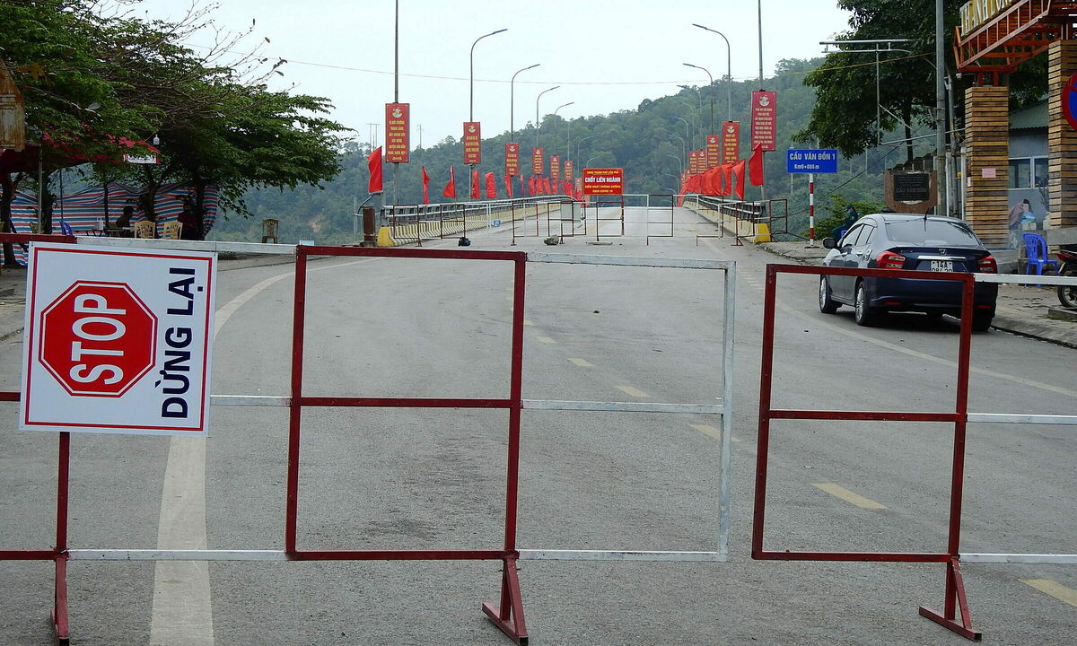 Vietnam imposes series of lockdowns over Covid-19 variant - VnExpress International - Vimarsana News