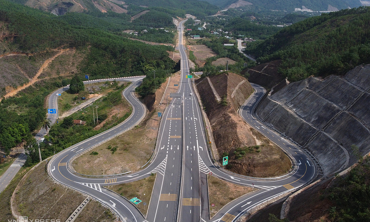 Central Vietnam expressway gears up for June launch - Vimarsana News