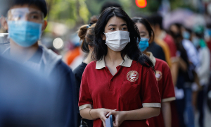 Uncertainty worsens: Graduating in the time of pandemic