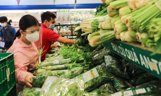 Vietnamese among most financially stressed in Asia Pacific: survey