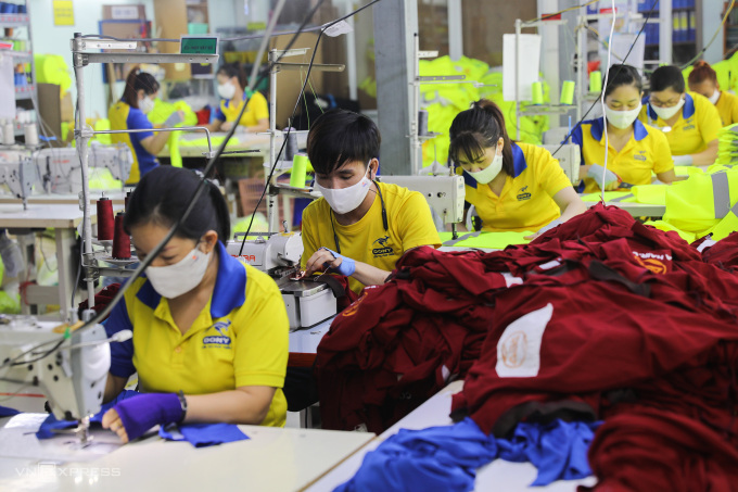 HCMC firms have difficulty resuming operations - VnExpress International - Vimarsana News