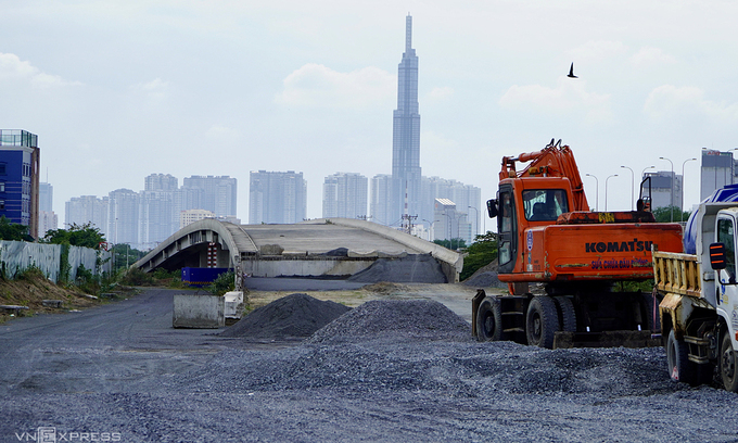 HCMC - Dong Nai expressway parallel route unfinished after 5 years - Vimarsana News