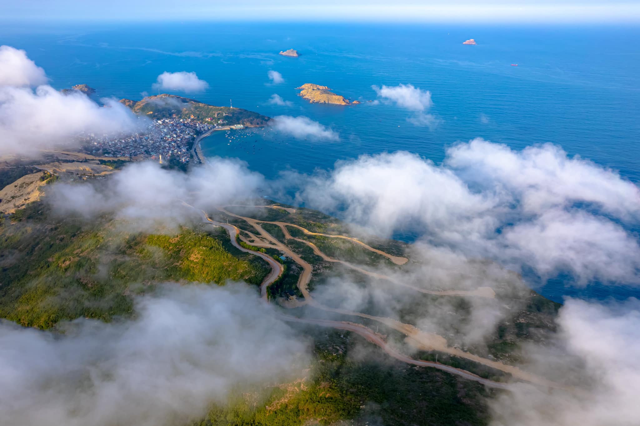 Aerial photos showcase various charms of Quy Nhon