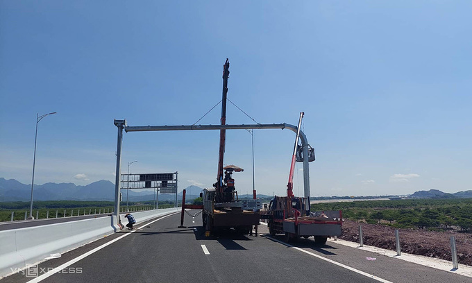 Section of Vietnam's longest expressway to open on National Day - Vimarsana News