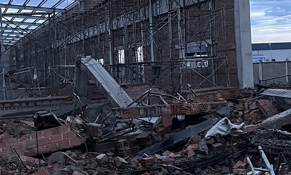 Three killed after wall collapses at Taiwan factory - VnExpress International - Vimarsana News